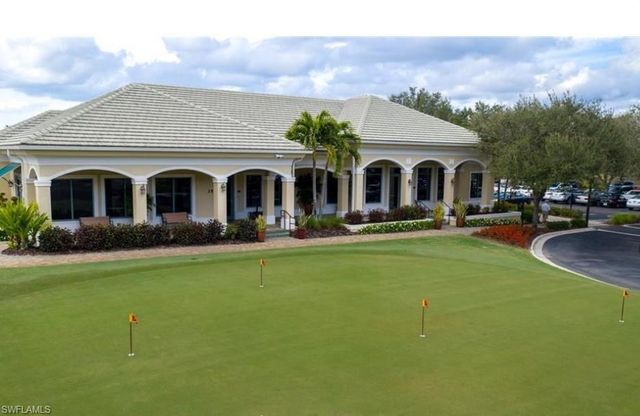 2790 Cypress Trace CIR 2225, Naples, FL 34119