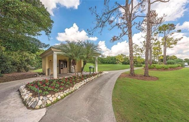 2790 Cypress Trace CIR 2225, Naples, FL 34119