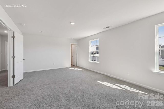 588 17th Avenue Court NE, Hickory, NC 28601