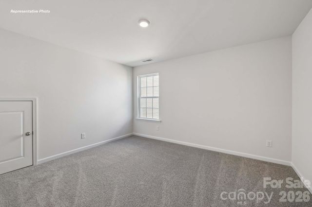 588 17th Avenue Court NE, Hickory, NC 28601