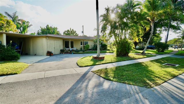 1240 SW 4th Ave, Pompano Beach, FL 33060