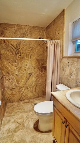 1240 SW 4th Ave, Pompano Beach, FL 33060