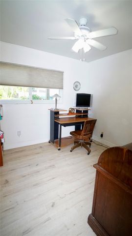 1240 SW 4th Ave, Pompano Beach, FL 33060