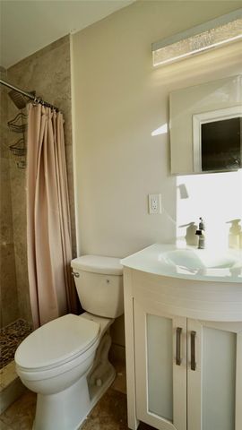 1240 SW 4th Ave, Pompano Beach, FL 33060