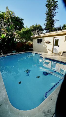 1240 SW 4th Ave, Pompano Beach, FL 33060