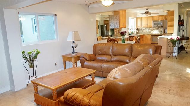 1240 SW 4th Ave, Pompano Beach, FL 33060