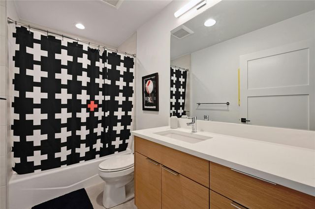 407 South Park DR 2, Austin, TX 78704