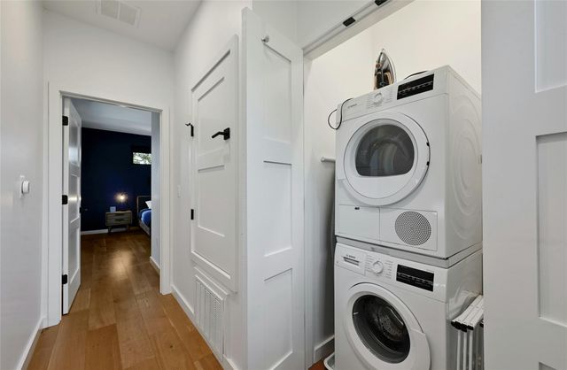 407 South Park DR 2, Austin, TX 78704