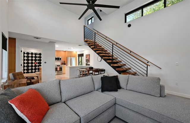 407 South Park DR 2, Austin, TX 78704