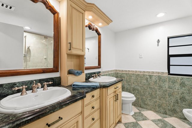 114 S Lake Drive, Lantana, FL 33462