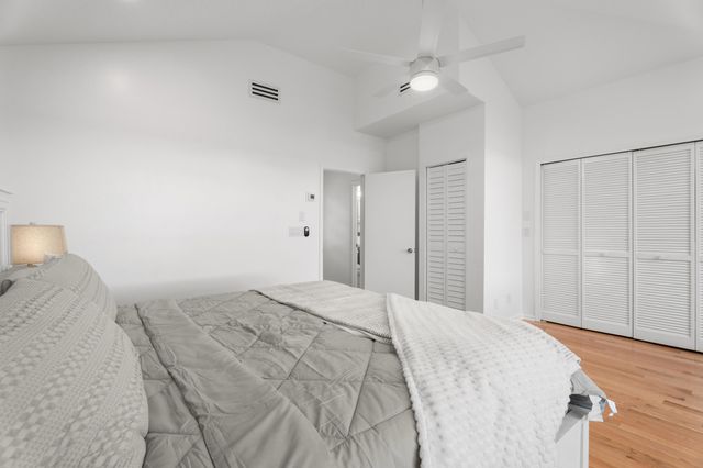 114 S Lake Drive, Lantana, FL 33462