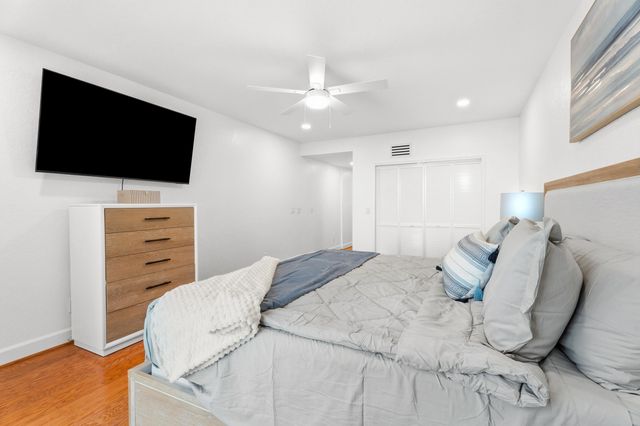 114 S Lake Drive, Lantana, FL 33462