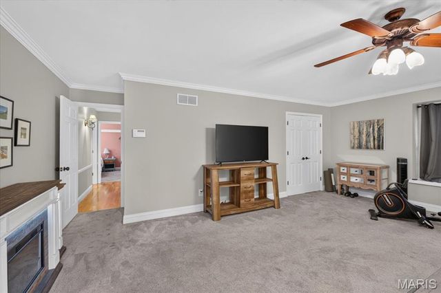631 Golfview Drive, Ballwin, MO 63011