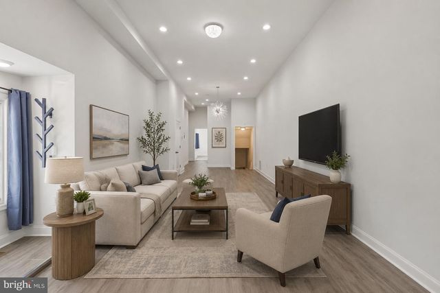 455 E LORRAINE AVE, Baltimore, MD 21218