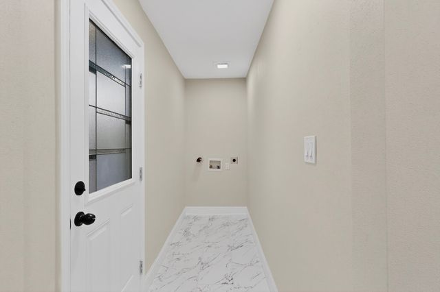 930 Shawnee Trace, Grand Prairie, TX 75051