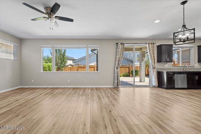 3038 Honey Arbor Way, Sparks, NV 89436