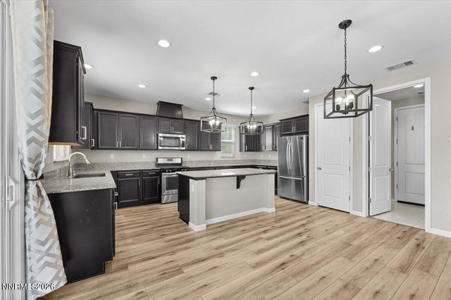 3038 Honey Arbor Way, Sparks, NV 89436