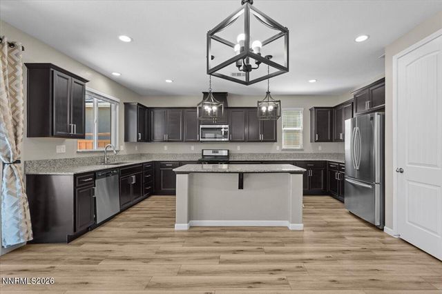 3038 Honey Arbor Way, Sparks, NV 89436