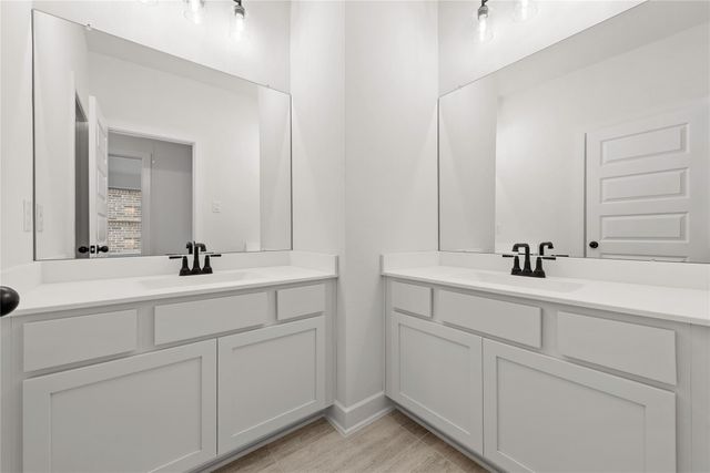 26421 East Skylight Brook Circle, Montgomery, TX 77316