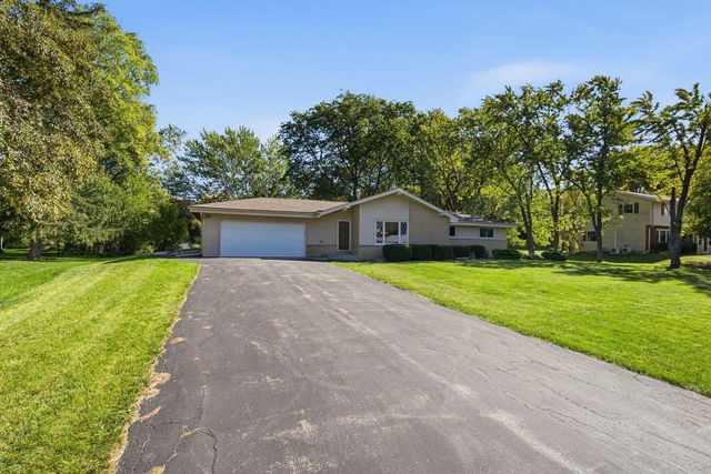 W173N7422 Joanne DRIVE, Menomonee Falls, WI 53051