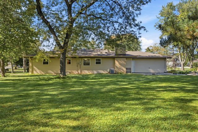 W173N7422 Joanne DRIVE, Menomonee Falls, WI 53051