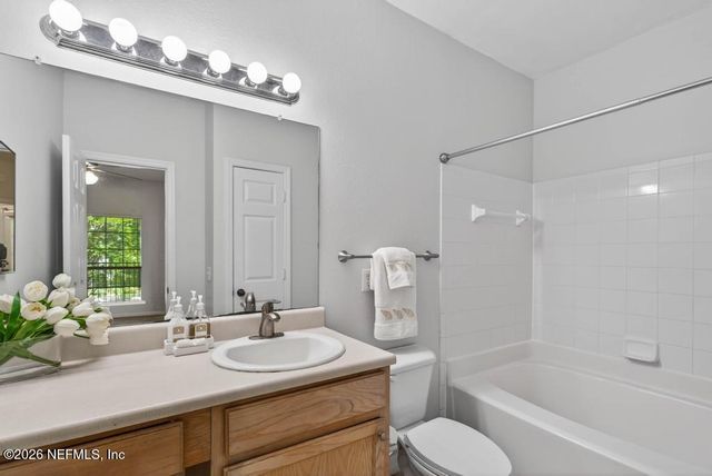 7800 POINT MEADOWS Drive 126, Jacksonville, FL 32256