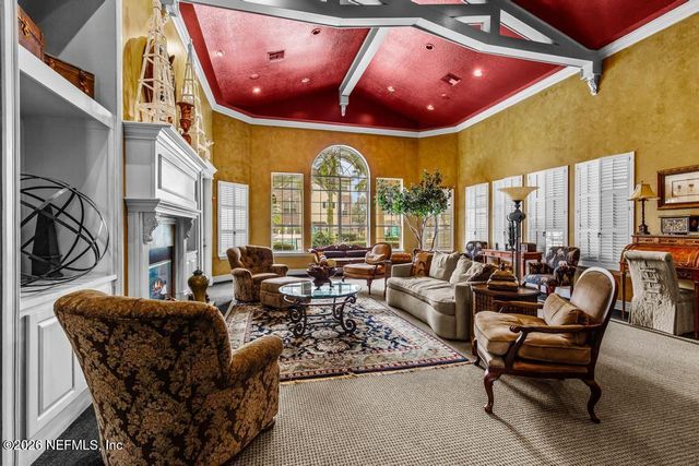 7800 POINT MEADOWS Drive 126, Jacksonville, FL 32256