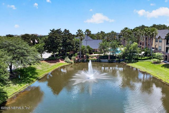 7800 POINT MEADOWS Drive 126, Jacksonville, FL 32256