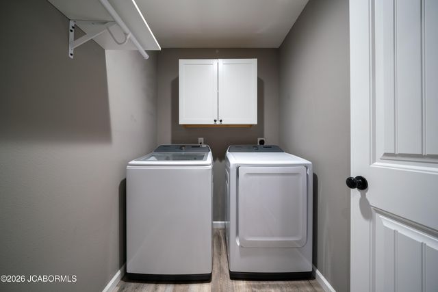 1322 SUMMERFIELD DRIVE, Jefferson City, MO 65109