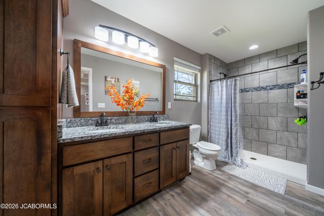 1322 SUMMERFIELD DRIVE, Jefferson City, MO 65109