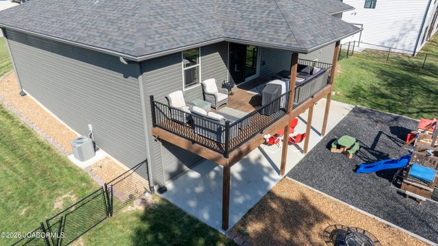 1322 SUMMERFIELD DRIVE, Jefferson City, MO 65109