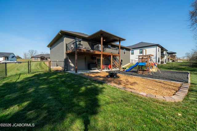 1322 SUMMERFIELD DRIVE, Jefferson City, MO 65109