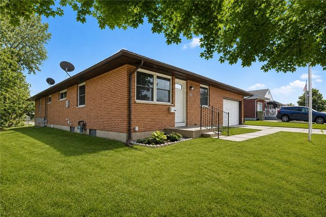 1243 Student Avenue, Springfield, OH 45503