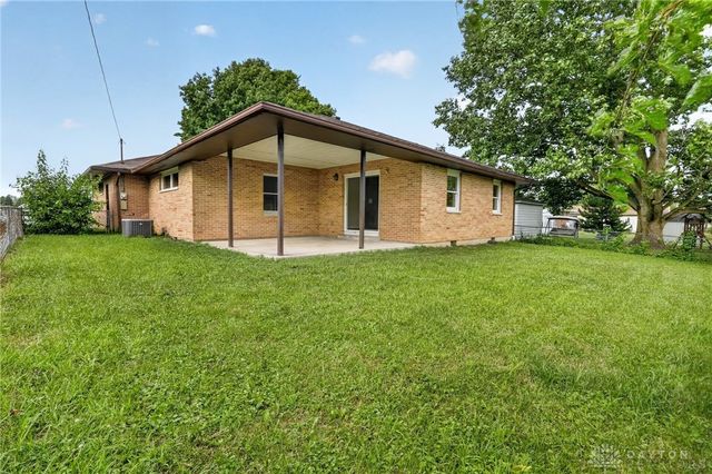 1243 Student Avenue, Springfield, OH 45503