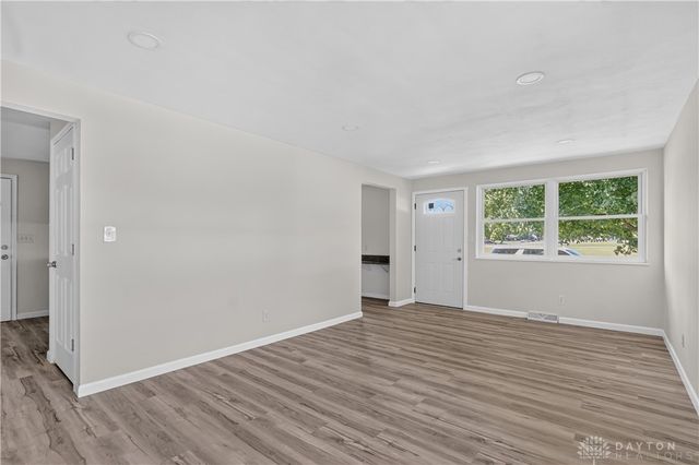 1243 Student Avenue, Springfield, OH 45503