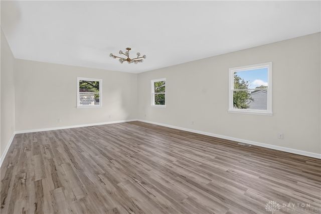 1243 Student Avenue, Springfield, OH 45503