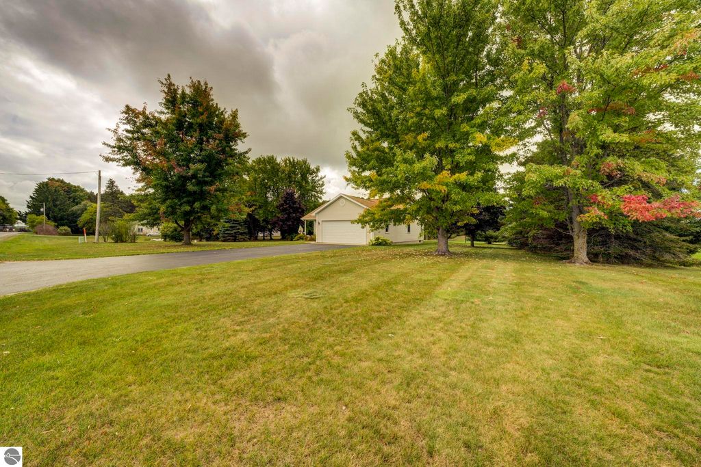 Image 47 of property listing at 11222 Blackman Road, Kingsley, MI 49649