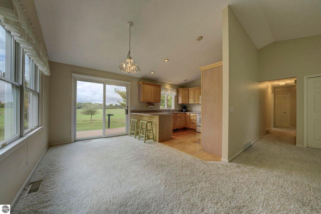 Image 7 of property listing at 11222 Blackman Road, Kingsley, MI 49649