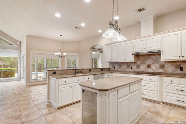 30620 Sweetridge, Boerne, TX 78015