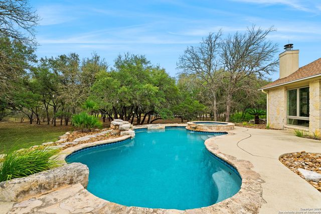 30620 Sweetridge, Boerne, TX 78015