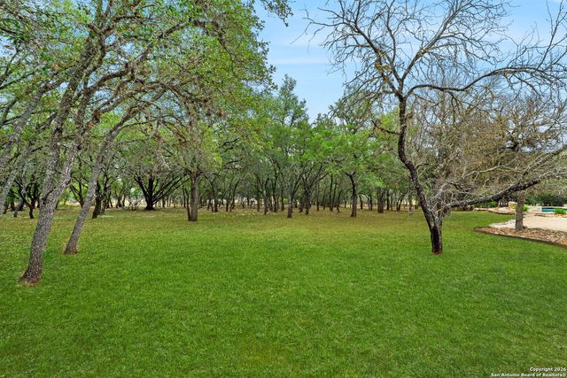 30620 Sweetridge, Boerne, TX 78015