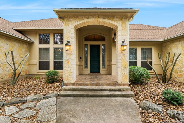 30620 Sweetridge, Boerne, TX 78015