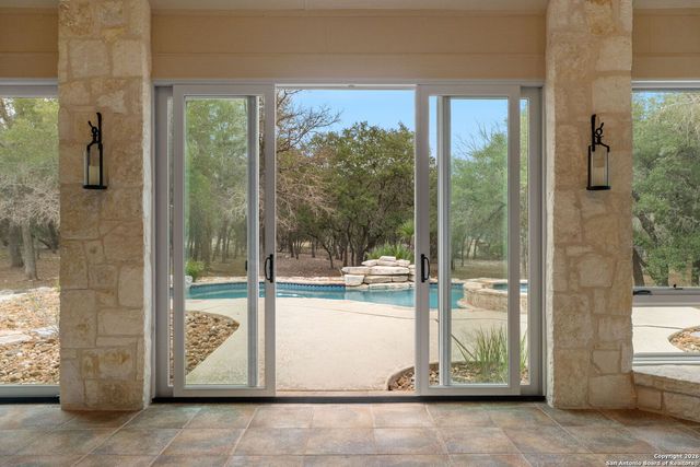 30620 Sweetridge, Boerne, TX 78015