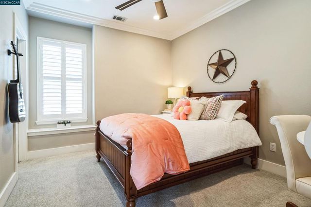 2261 Genoa St, Danville, CA 94506