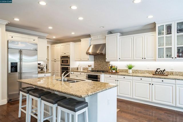 2261 Genoa St, Danville, CA 94506