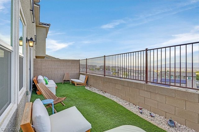 276 Quail Finch Drive, Henderson, NV 89012