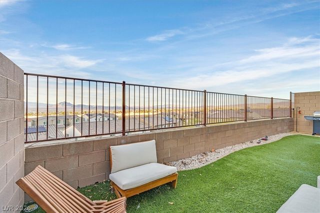 276 Quail Finch Drive, Henderson, NV 89012