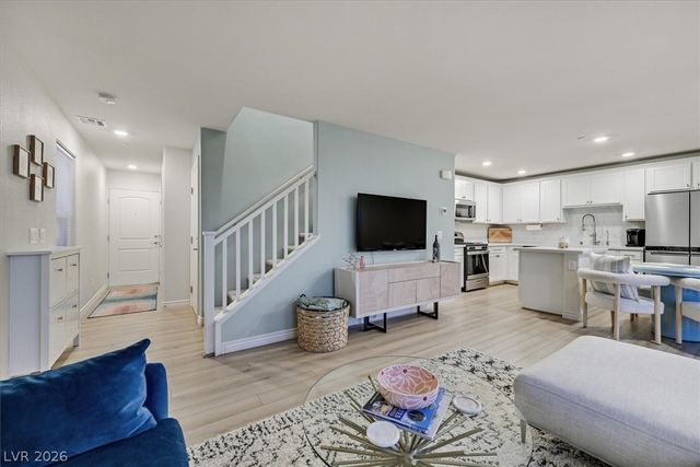 276 Quail Finch Drive, Henderson, NV 89012