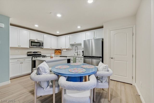 276 Quail Finch Drive, Henderson, NV 89012