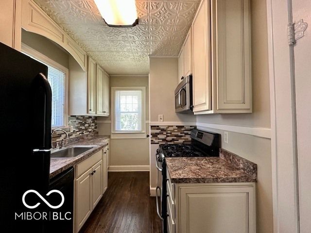 804 E Markwood Avenue, Indianapolis, IN 46227